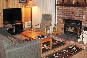 mammoth Resort ski in and out by owner rentals